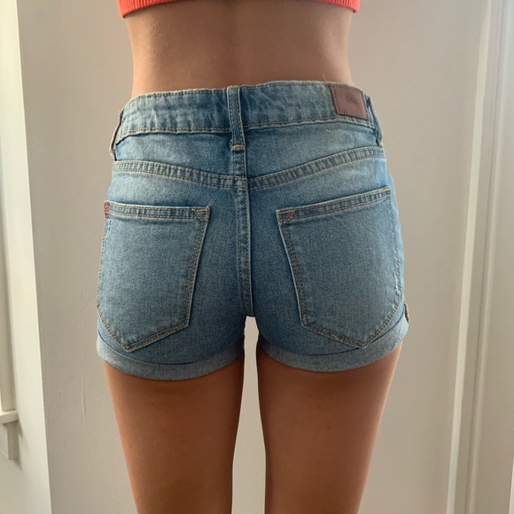 Urban outfitters jean shorts - Picture 2 of 2